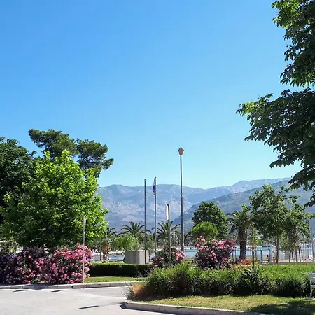 Eni With Garage Parking * Сплит