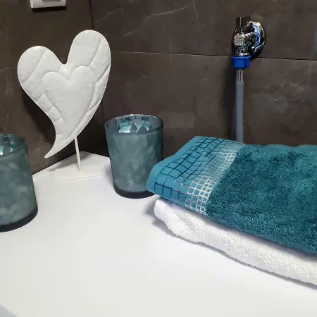 Eni With Garage Parking Σπλιτ