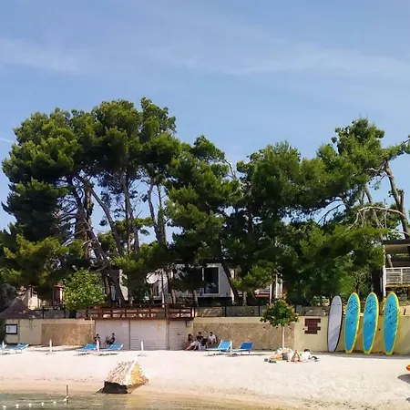 Eni With Garage Parking Διαμέρισμα