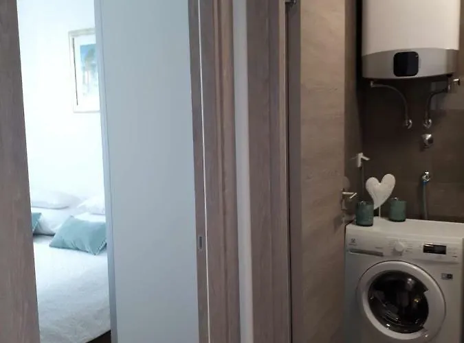 شقة Eni With Garage Parking