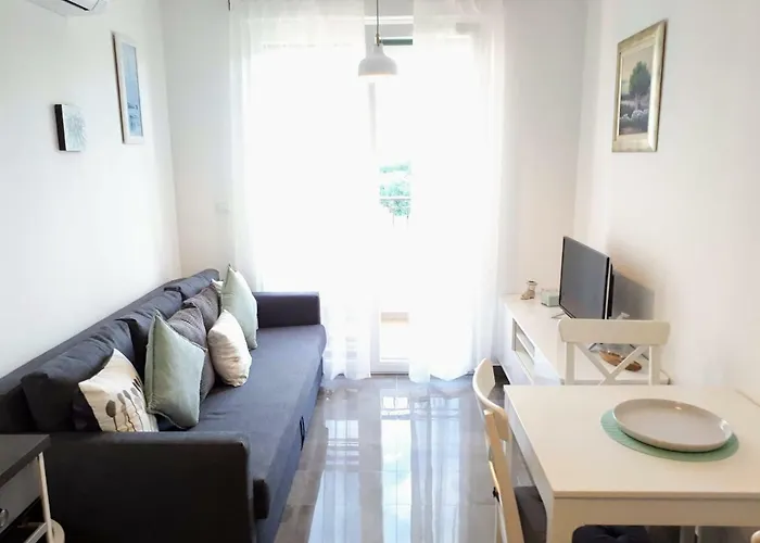 Eni With Garage Parking * سبليت